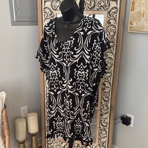 Black & White Patterned swimsuit cover up with Tassel Trim